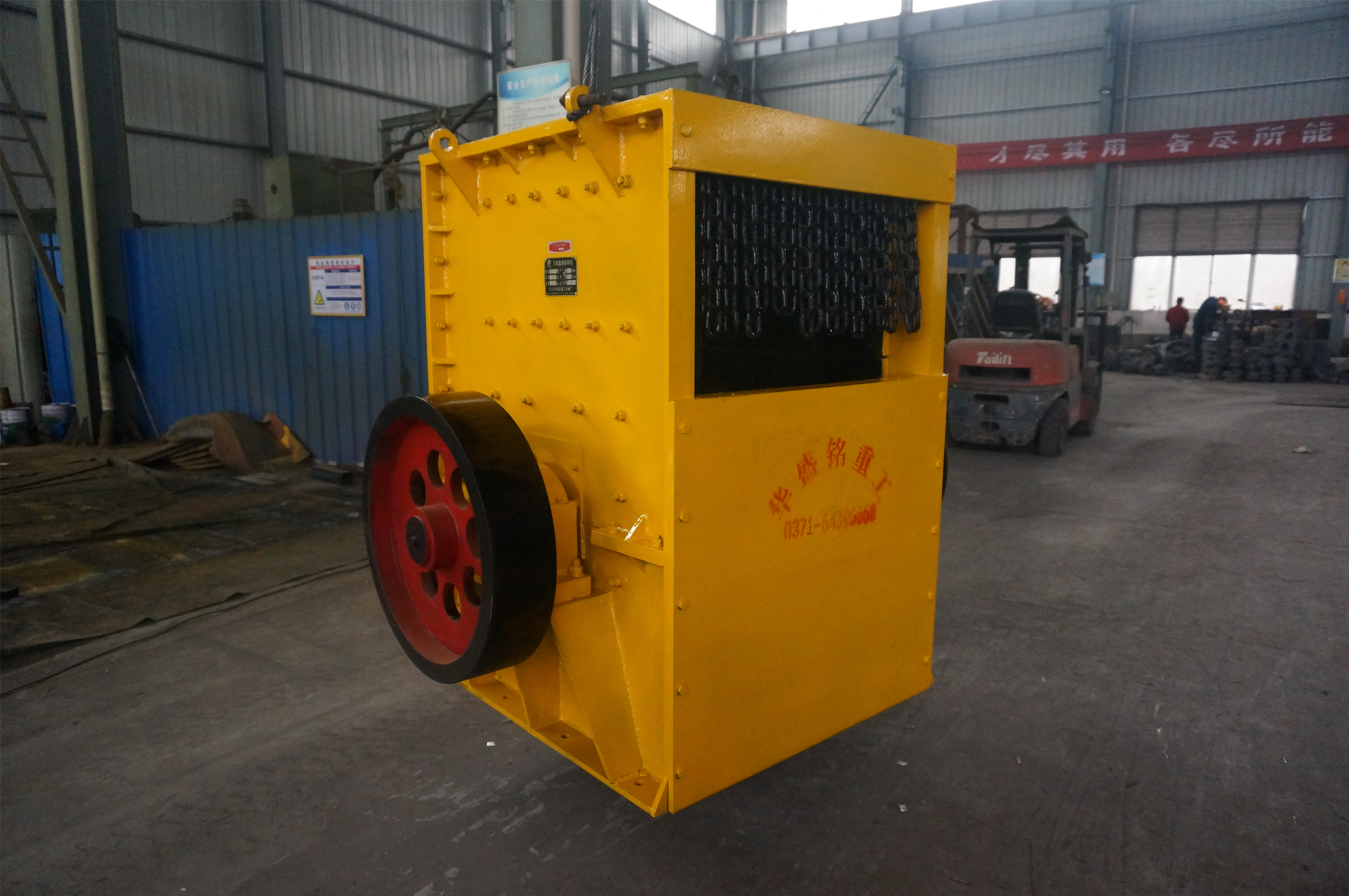 石子破碎設(shè)備以其自身優(yōu)勢在石子破碎上大展身手